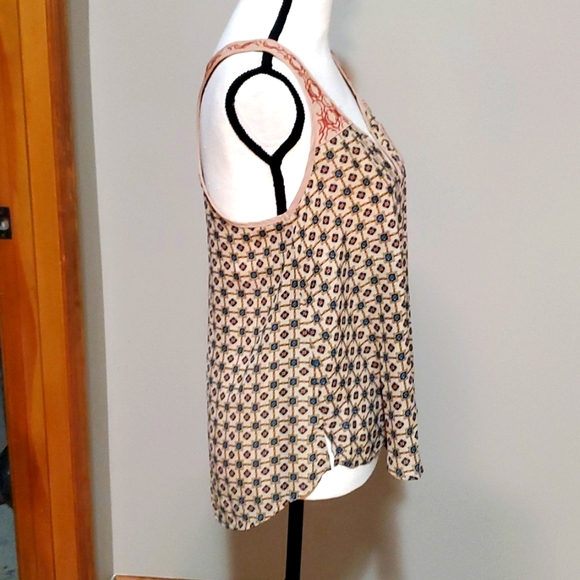 MOD Top - Picture 2 of 5